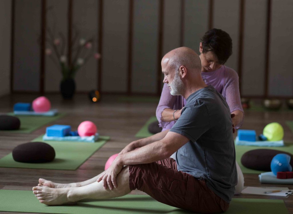 Yogatherapie mit Ellen Kaettniß