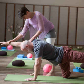 Yoga Therapie ist ein wichtiger Bestandteil unserer Arbeit bei YOGA-Inspiration.